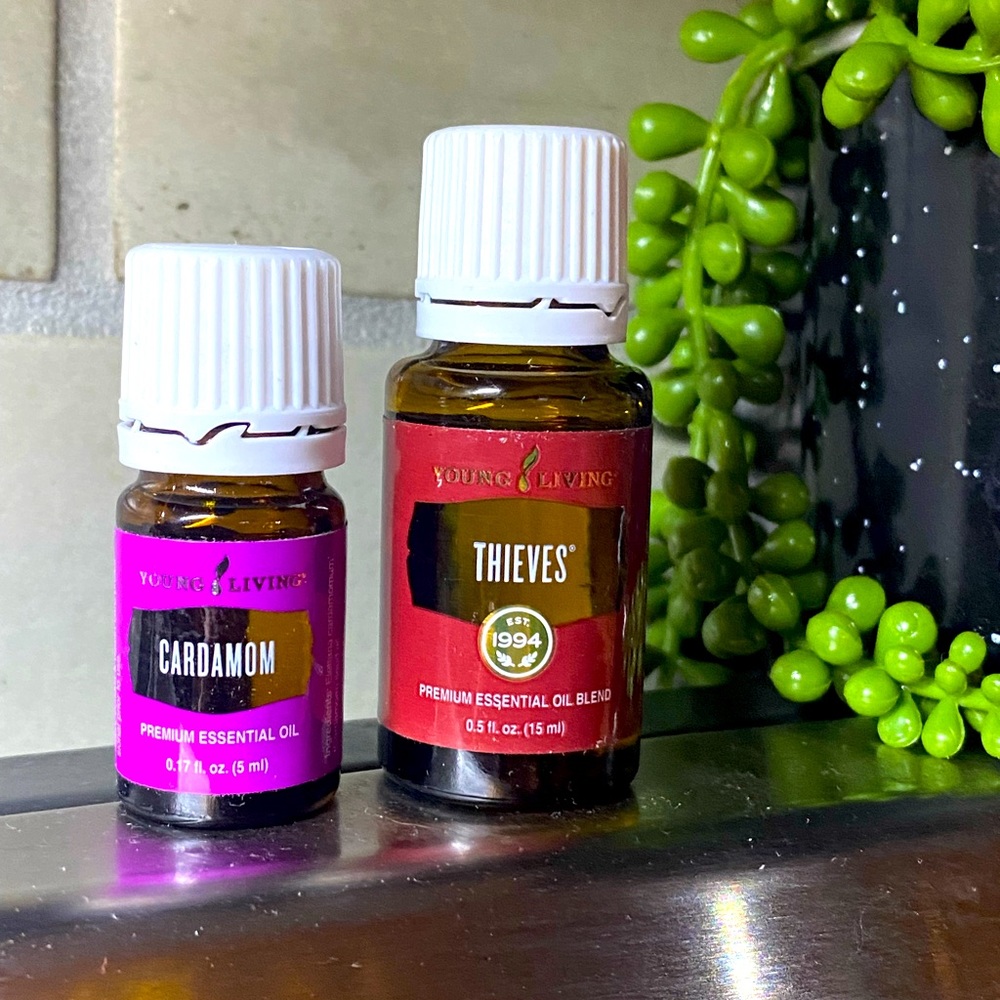 New! Thieves & cardamom essential oils